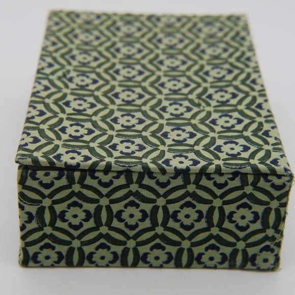 Vintage Green Snuff Bottle Box - Picture 6 of 6